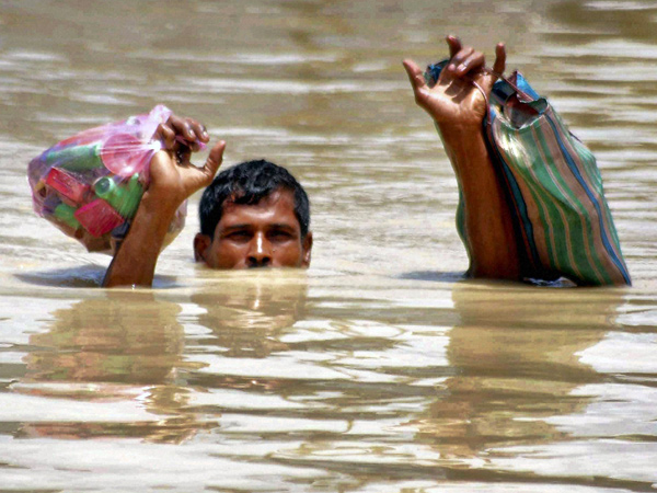 விடிய விடிய மழை