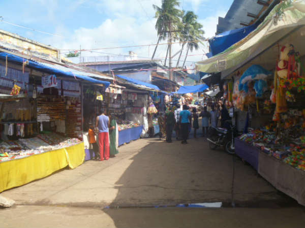 இடம் கிடைக்க மாட்டேங்குதுப்பா...