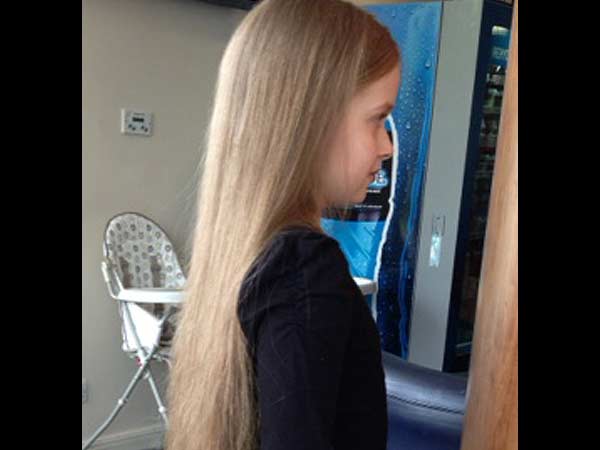 உயரமோ 4 அடி... அதுல முடி 3 அடியா?