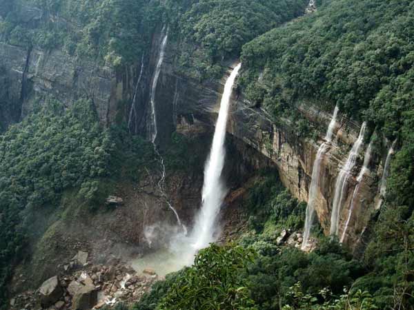 சீர்குலையாத சிரபுஞ்சி