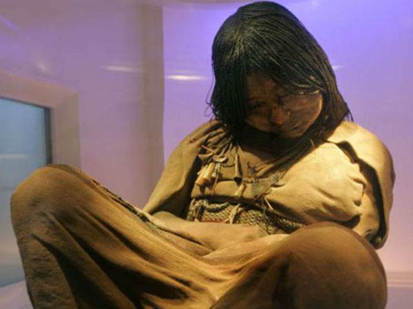 உறைய வைத்து பலி...