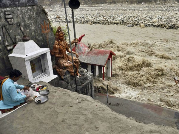 பகிரதி ஆறு