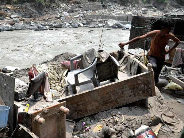 மழையால் பாதிப்பு மழையால் பாதிப்பு