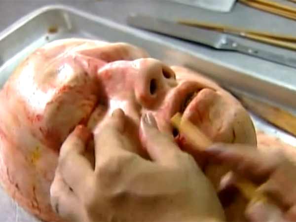 பார்க்கும் போதே வயிறு கலக்கும்... பார்க்கும் போதே வயிறு கலக்கும்...