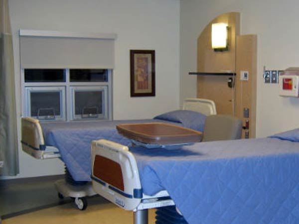 காஸ்ட்லி ரூம்...