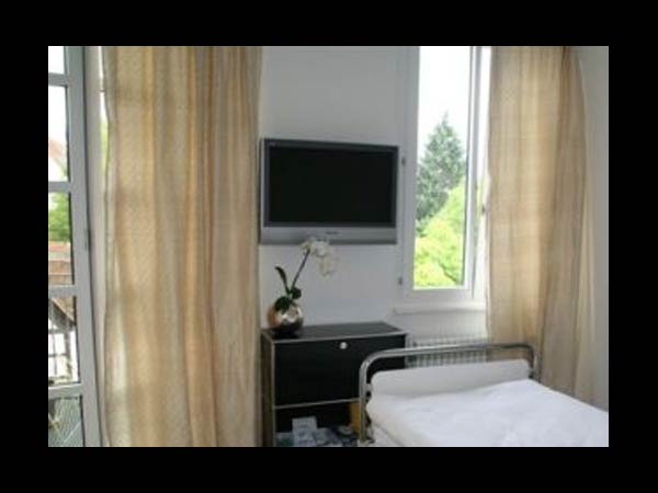 ராயல் சூட்...