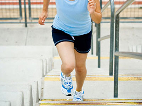 மாடிப்படி ஏறுங்களேன்