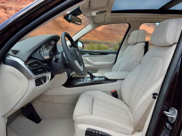 கிராமப்புறச் சாலைகளில்...