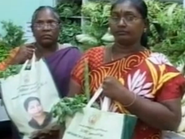 வெளிமார்க்கெட்டில் வெளிமார்க்கெட்டில்