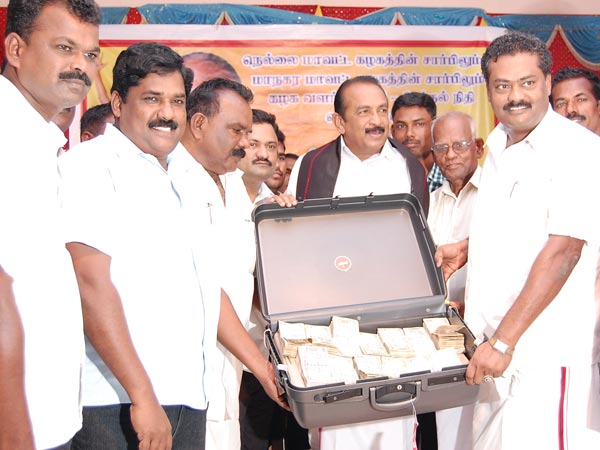 விருதுநகர் -ஈரோட்டில் கண்டிப்பாக போட்டி