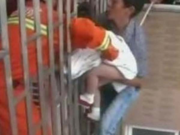 கடும் போராட்டம்...