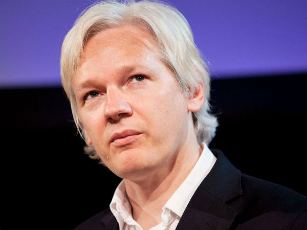 ஈகுவடார் தூதரகத்தில் அடைக்கலம் ஈகுவடார் தூதரகத்தில் அடைக்கலம்