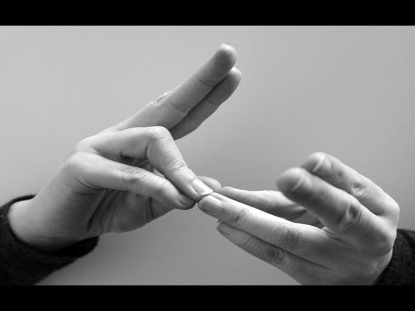 சைன் மொழி...