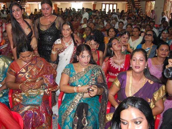 அரவாணிகளின் தனிமொழி