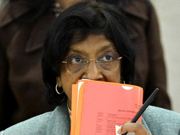 எதிர்பார்ப்பில் தமிழர்கள்