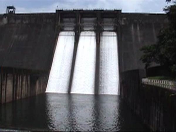 நிரம்பிய அணைகள் நிரம்பிய அணைகள்