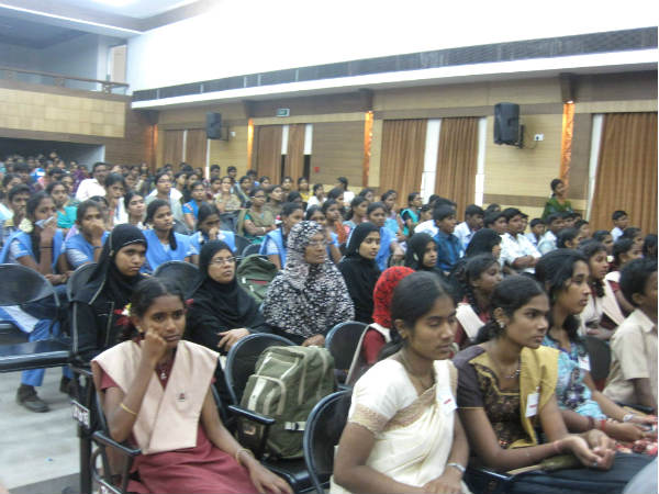 மாணவியர் இஸ்லாமிய அமைப்பு
