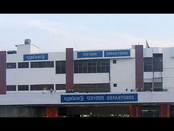 3 மாதங்களுக்கு முன்பு இடிந்த மேற்கூரை