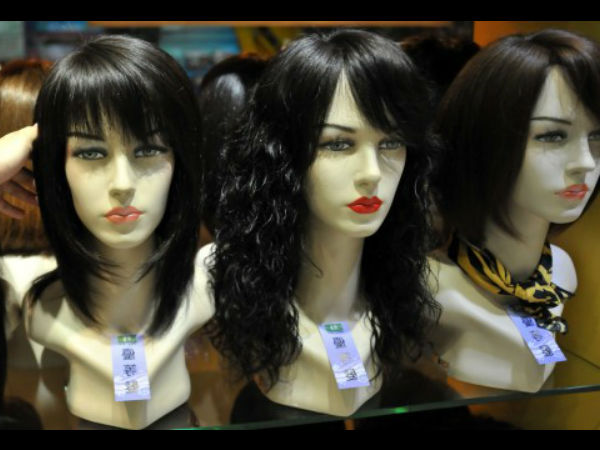 செயற்கை கூந்தல் அலங்காரம்