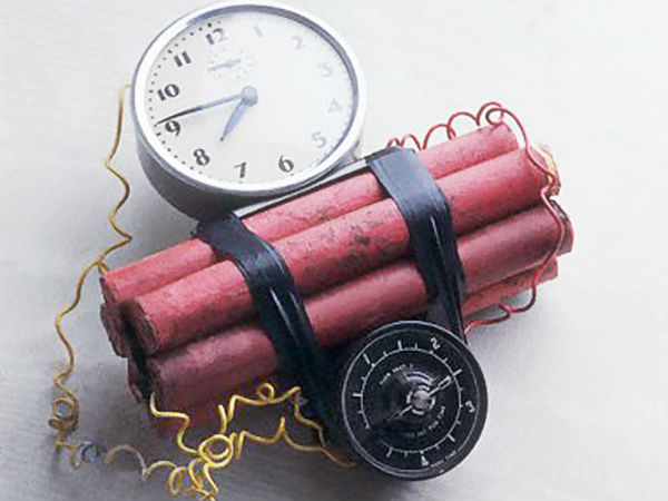 குண்டுகள் தயாரிப்பதில் வல்லவர்