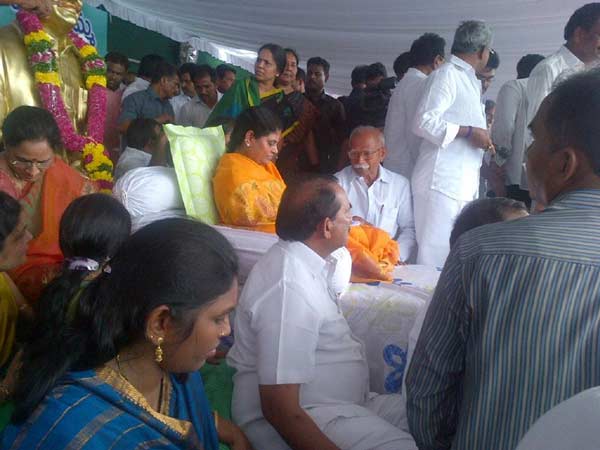 குண்டூரில்