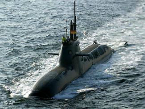 8 அணுசக்தி நீர்மூழ்கிக் கப்பல்கள் 8 அணுசக்தி நீர்மூழ்கிக் கப்பல்கள்