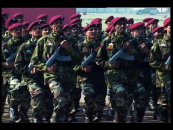 ராணுவக் குவிப்பில் இந்தியா ராணுவக் குவிப்பில் இந்தியா