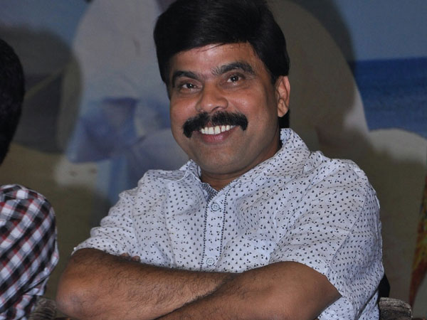 6 வழக்குகளில் ஜாமீன் 6 வழக்குகளில் ஜாமீன்