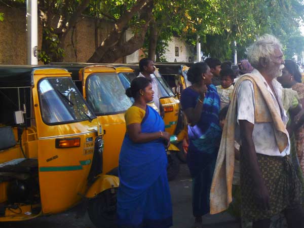 ஆபத்து வந்தால் பொத்தானை அழுத்தலாம்