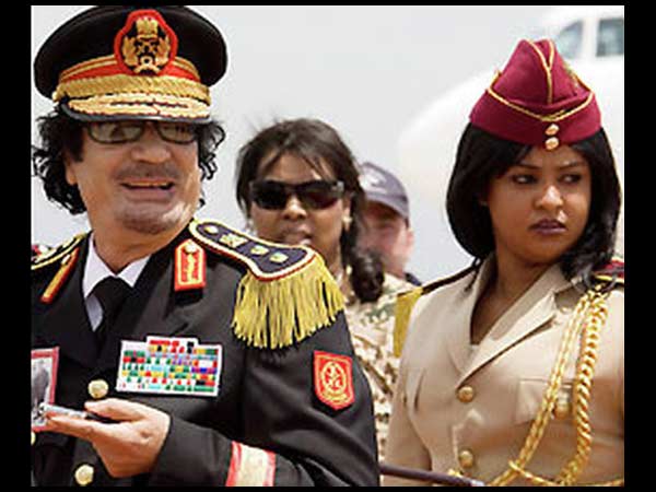 யாரங்கே.. அவர்களைக் கடத்தி வா