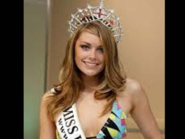 நீச்சல் உடைக்கு நோ