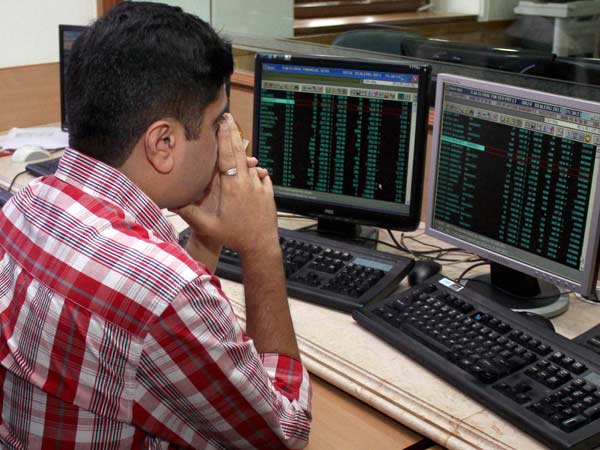 ரூ 11 லட்சம் கோடி இழப்பு ரூ 11 லட்சம் கோடி இழப்பு