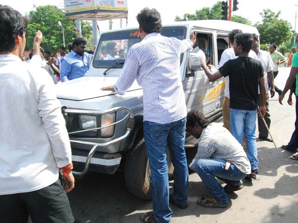 இயல்பு வாழ்க்கை பாதிப்பு