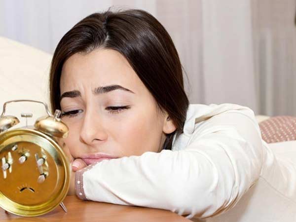 காலையிலேயே எழுந்திருக்கனுமா