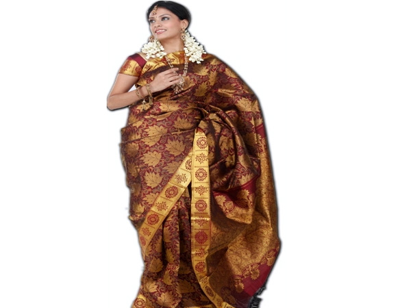 சிறுமுகையிலிருந்து சிரித்து வரும் பட்டு