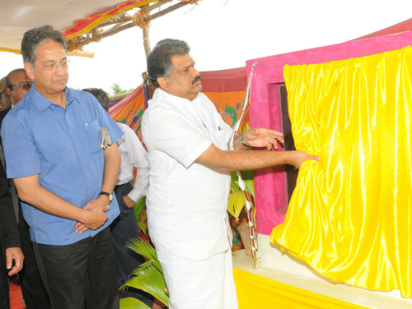 135 இடங்களில்