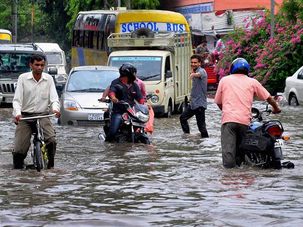 கரையோரம்தான் பெரும்பாலான மக்கள்