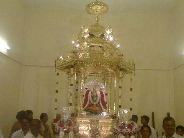 ஆயிரக்கணக்கானோர் வருகை ஆயிரக்கணக்கானோர் வருகை