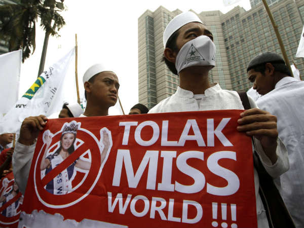 அழகிப் போட்டிக்குப் போட்டி