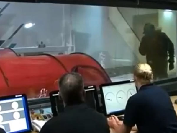 விஷேச உறைபனி அறை.... விஷேச உறைபனி அறை....