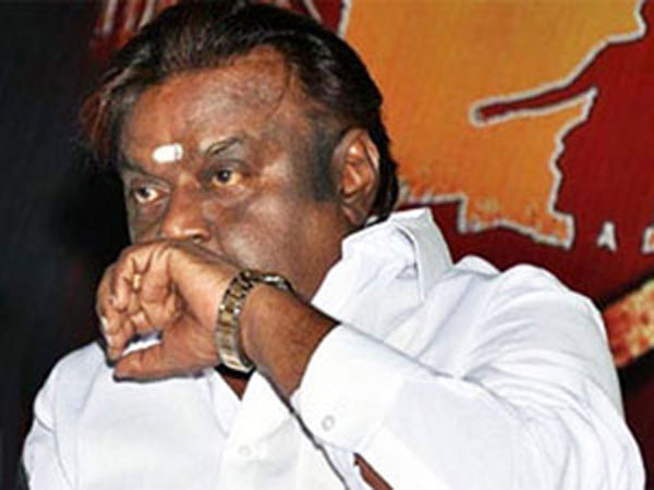 மீனவர்கள் மட்டுமே போராடுகின்றனர்