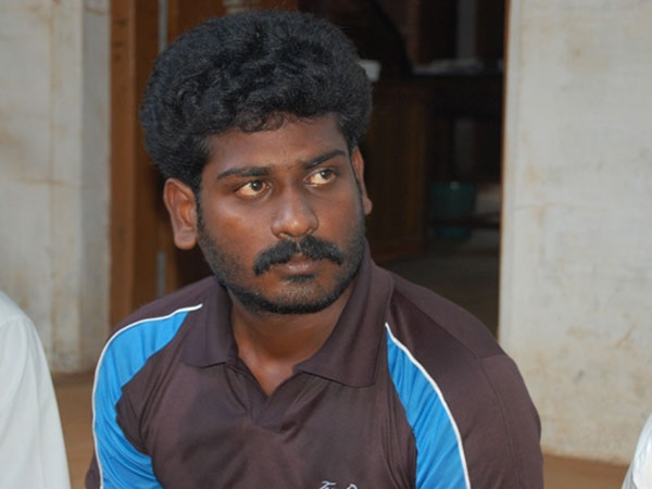 5 surrender in ADMK functionary murder case