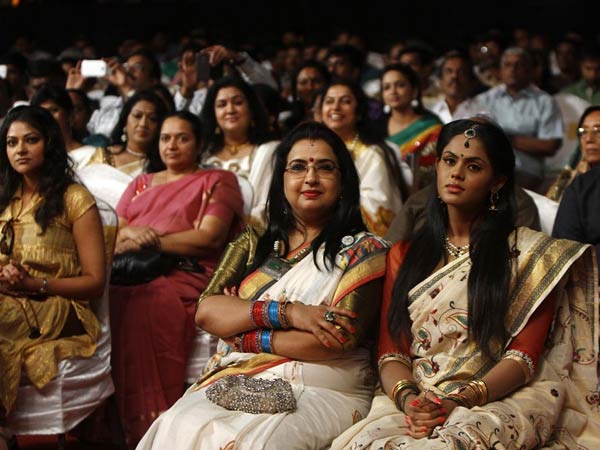பயனும் பயமும்.. பயனும் பயமும்..