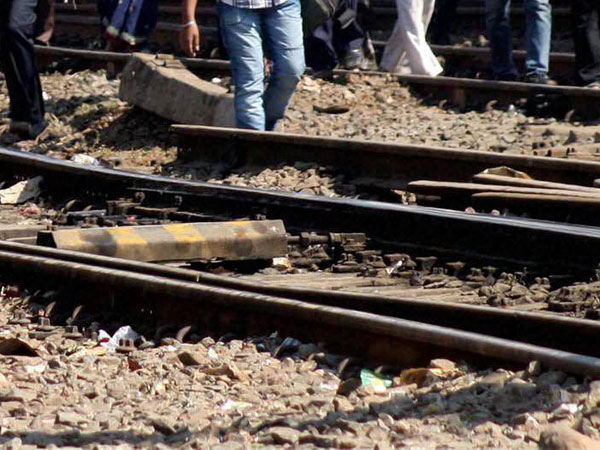 தண்டவாளத்தில் விரிசல்