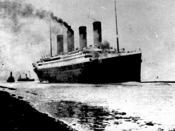 2,244 பயணிகள்..