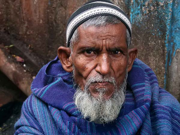 கடைசியில் ஆப்கானிஸ்தான்...