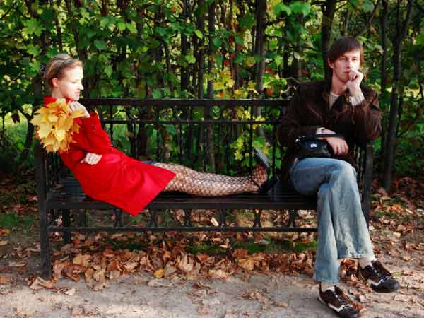 உணர்வுகளுடன் விளையாடுவது