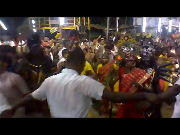 அம்மன் வீதி உலா அம்மன் வீதி உலா