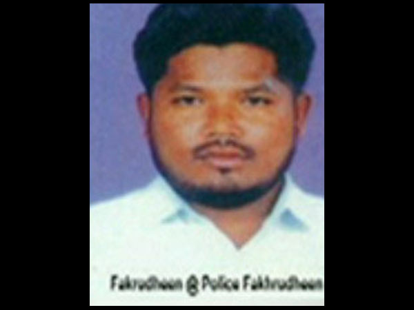 போலீஸ் பக்ருதீன் கைது