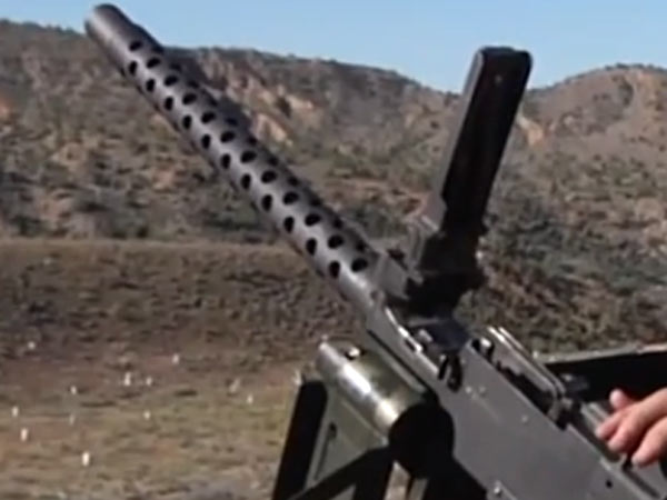 போலீசார் காயம்